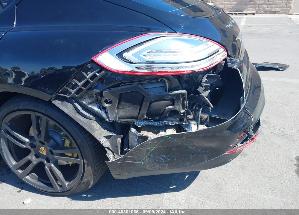 2015 PORSCHE PANAMERA S VIN: WP0AB2A79FL051199