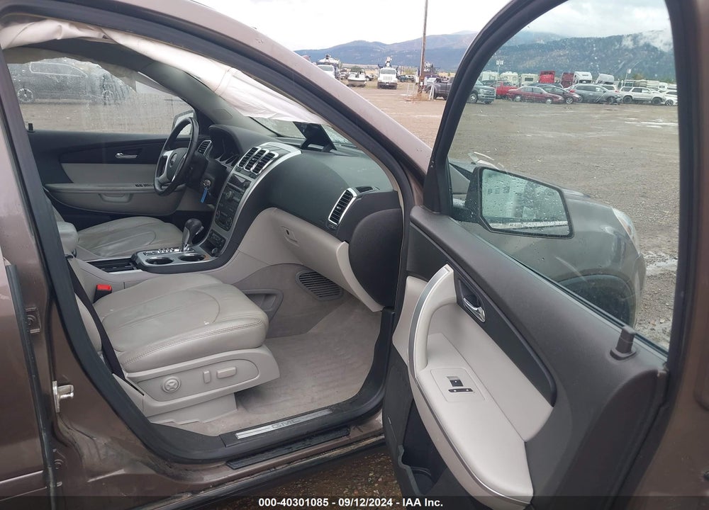2008 GMC ACADIA SLT-2 VIN: 1GKEV33708J158866