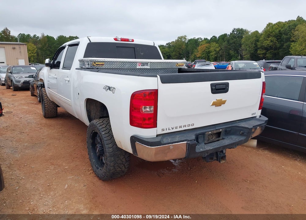 2013 CHEVROLET SILVERADO 2500HD LTZ VIN: 1GC1KYE84DF223432
