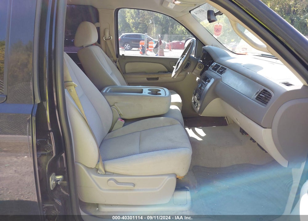 2007 CHEVROLET TAHOE LS VIN: 1GNFK130X7R313723