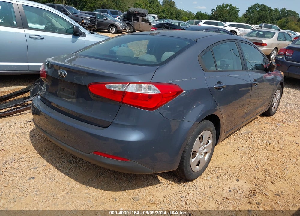 2015 KIA FORTE LX VIN: KNAFX4A68F5275950