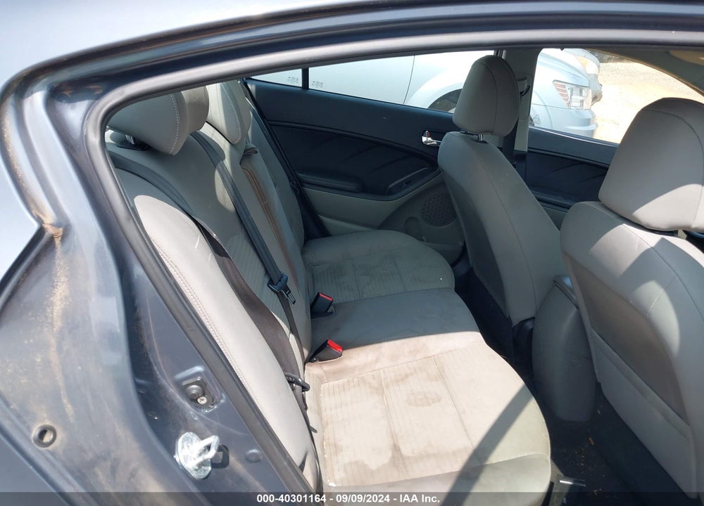 2015 KIA FORTE LX VIN: KNAFX4A68F5275950