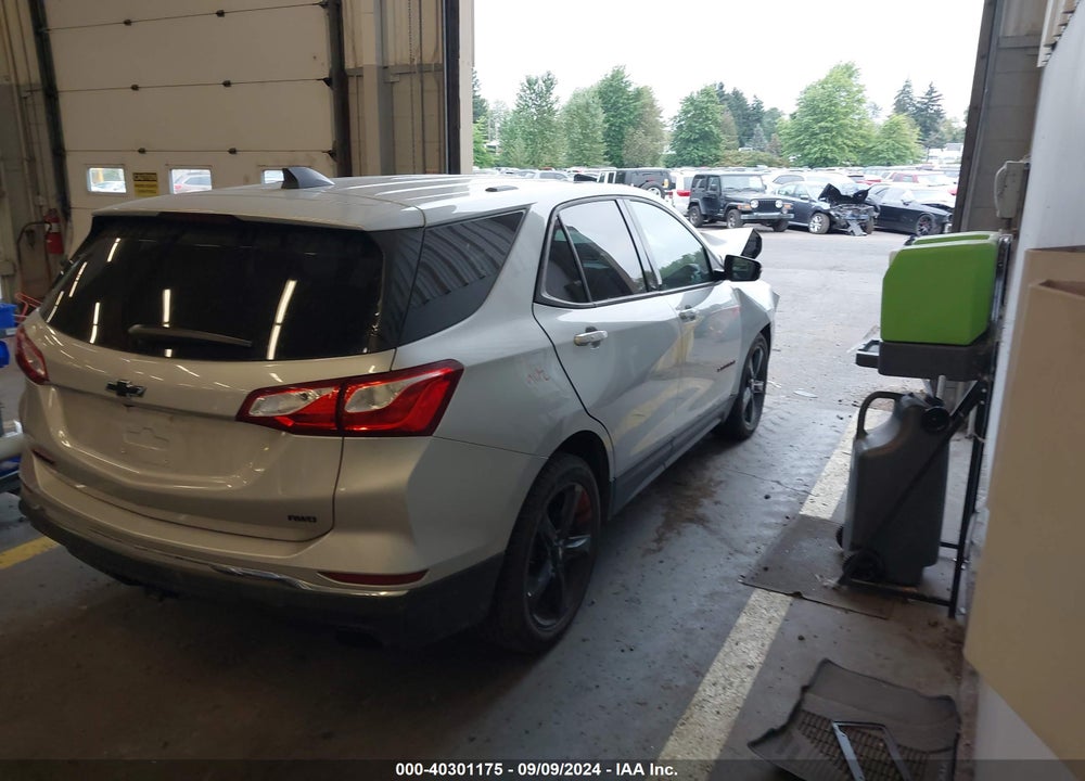 2019 CHEVROLET EQUINOX LT VIN: 2GNAXVEX5K6101488