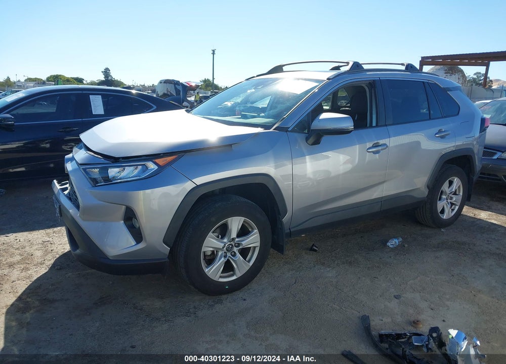 2020 TOYOTA RAV4 XLE VIN: 2T3W1RFV3LC067305