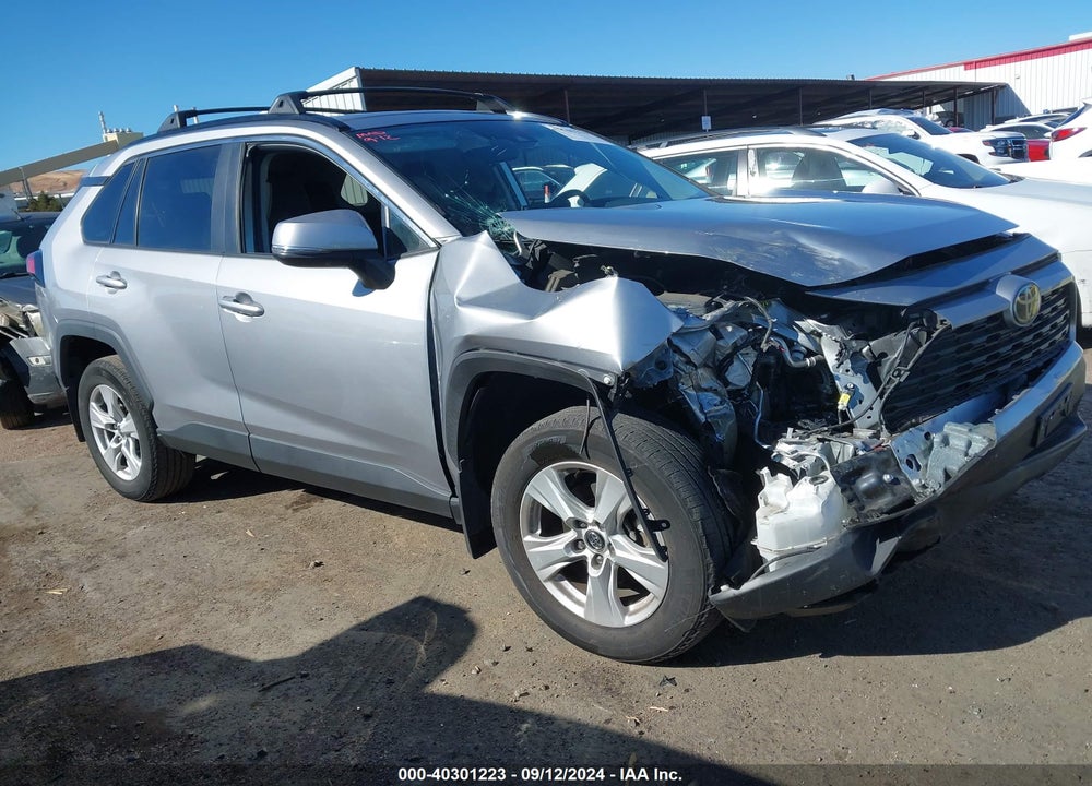 2020 TOYOTA RAV4 XLE VIN: 2T3W1RFV3LC067305