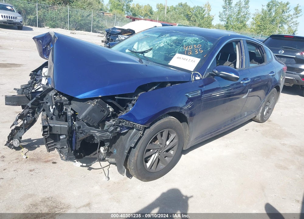 2019 KIA OPTIMA LX VIN: 5XXGT4L34KG378584
