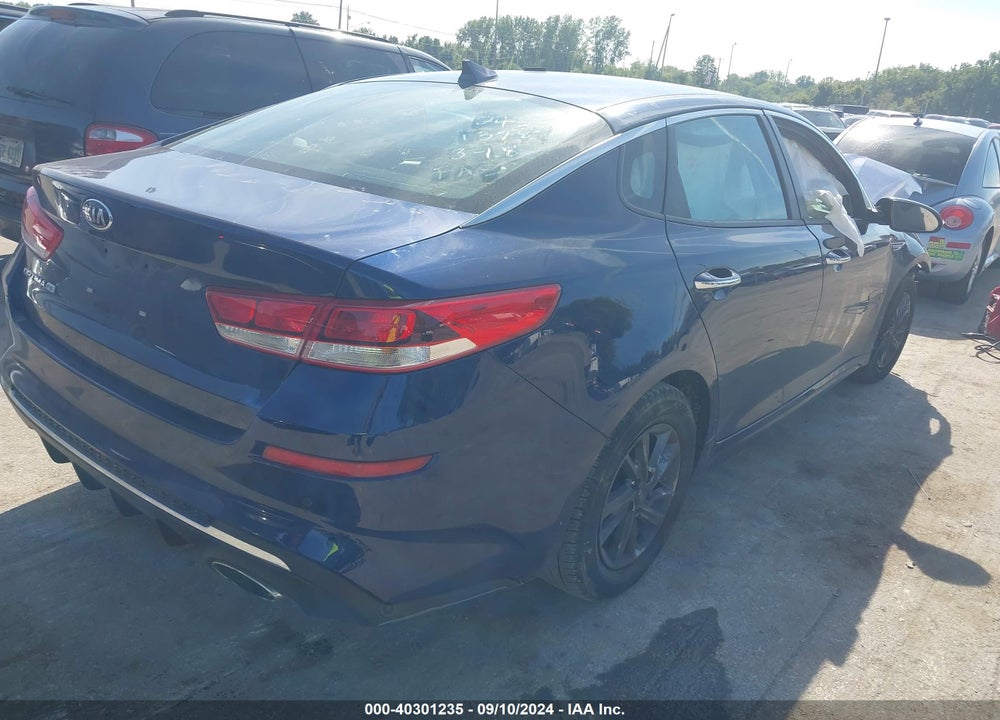 2019 KIA OPTIMA LX VIN: 5XXGT4L34KG378584