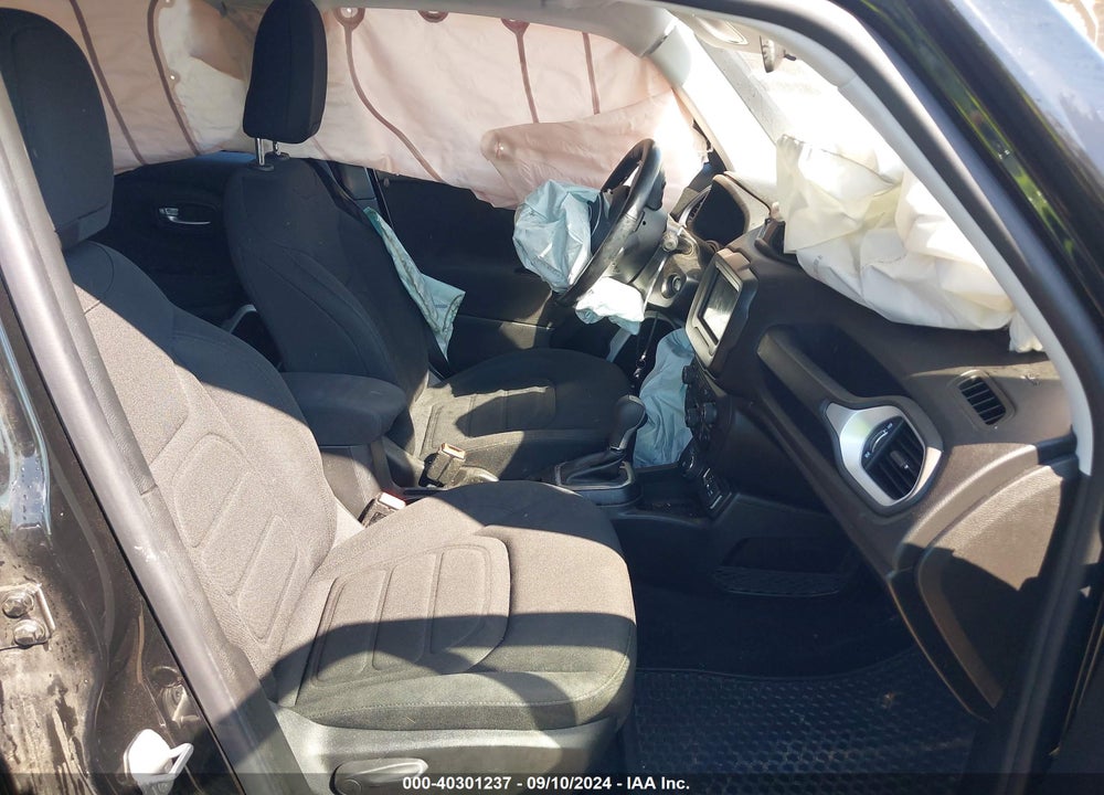 2018 JEEP RENEGADE LATITUDE 4X4 VIN: ZACCJBBB9JPH52134