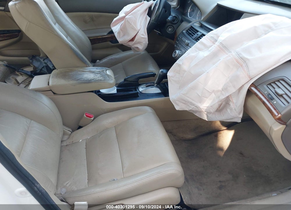 2010 HONDA ACCORD 2.4 EX-L VIN: 1HGCP2F88AA142658