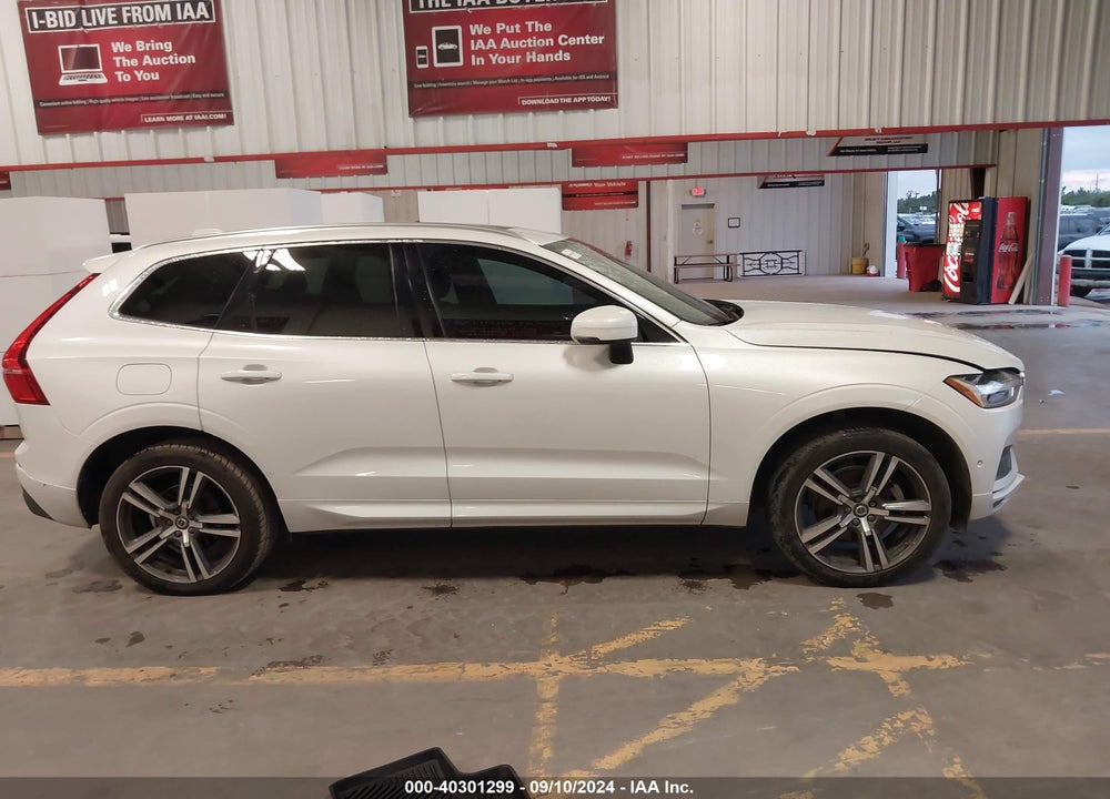 2019 VOLVO XC60 T5 MOMENTUM VIN: LYV102RK5KB178433