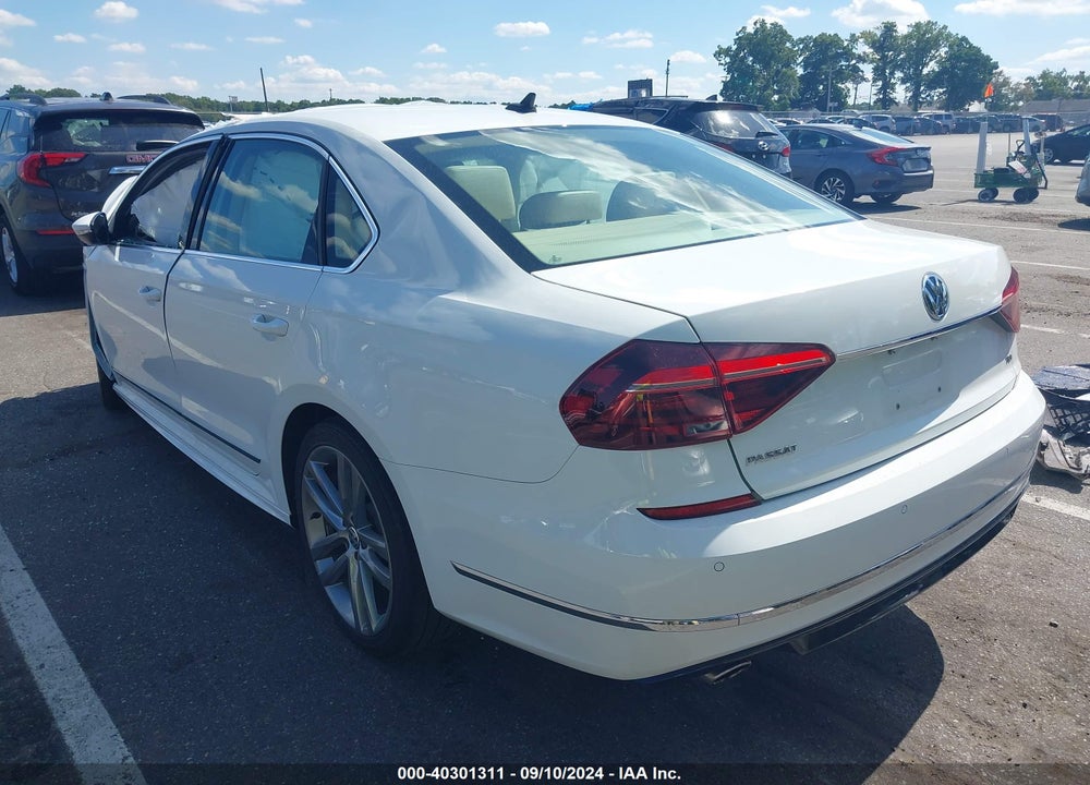 2019 VOLKSWAGEN PASSAT 2.0T SE R-LINE VIN: 1VWMA7A30KC000109