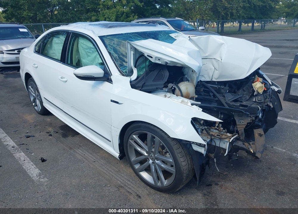 2019 VOLKSWAGEN PASSAT 2.0T SE R-LINE VIN: 1VWMA7A30KC000109