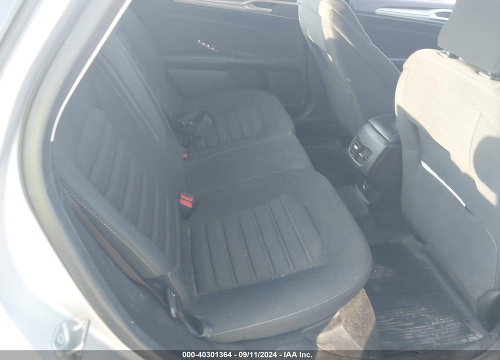 2018 FORD FUSION SE VIN: 3FA6P0HD7JR284621