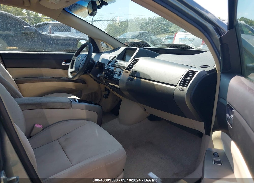 2005 TOYOTA PRIUS VIN: JTDKB20U453124537