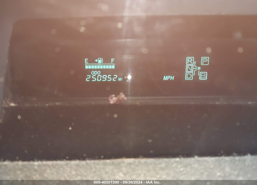 2005 TOYOTA PRIUS VIN: JTDKB20U453124537