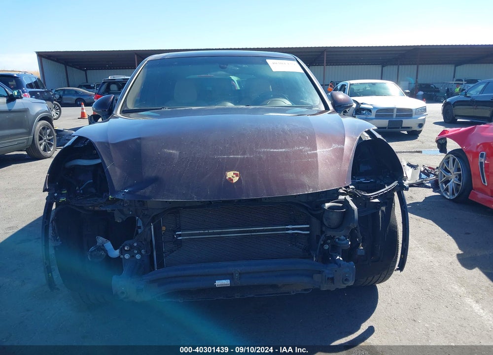 2016 PORSCHE CAYENNE VIN: WP1AA2A29GKA09015