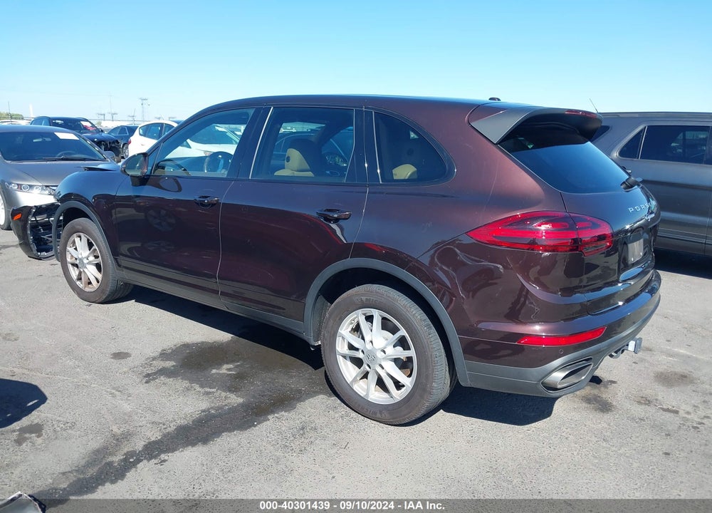 2016 PORSCHE CAYENNE VIN: WP1AA2A29GKA09015