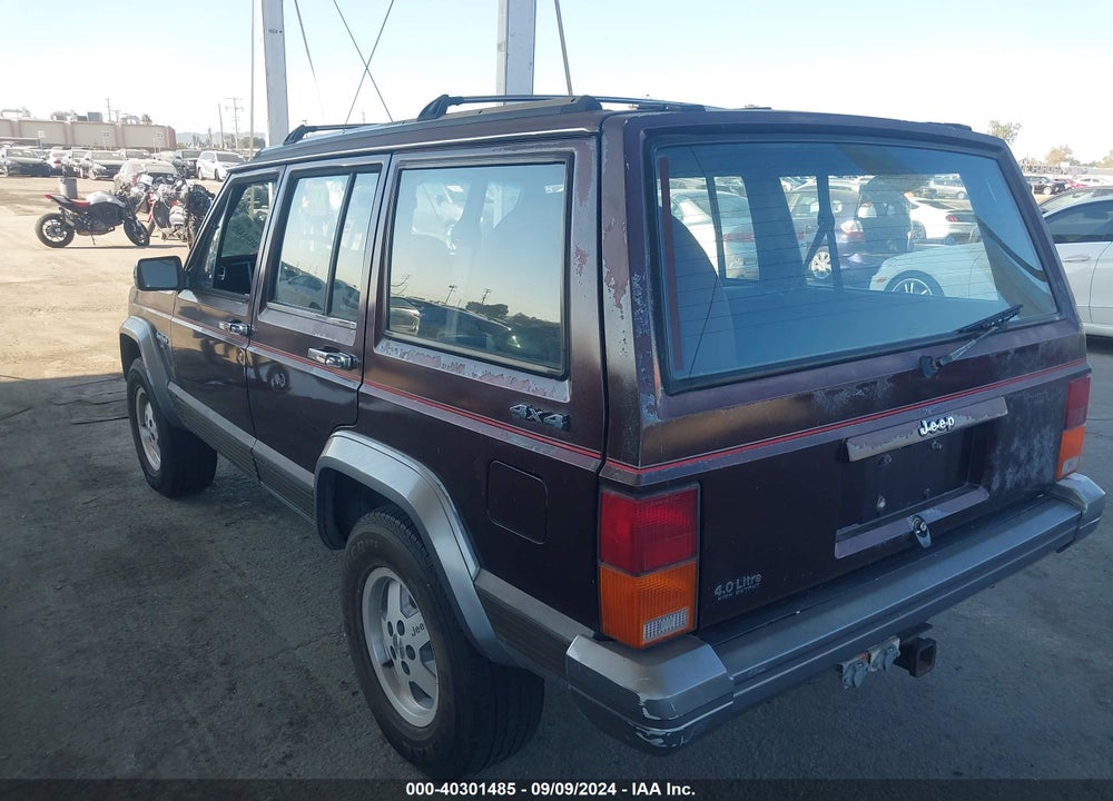 1991 JEEP CHEROKEE LAREDO VIN: 1J4FJ58S4ML638177