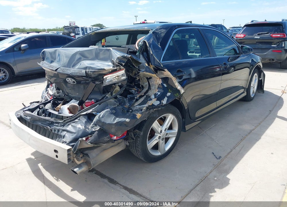 2013 TOYOTA CAMRY SE VIN: 4T1BF1FK1DU234292
