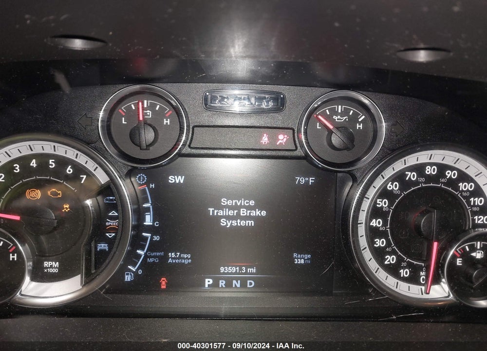 2018 RAM 1500 BIG HORN 4X4 5'7 BOX VIN: 3C6RR7LT2JG176158