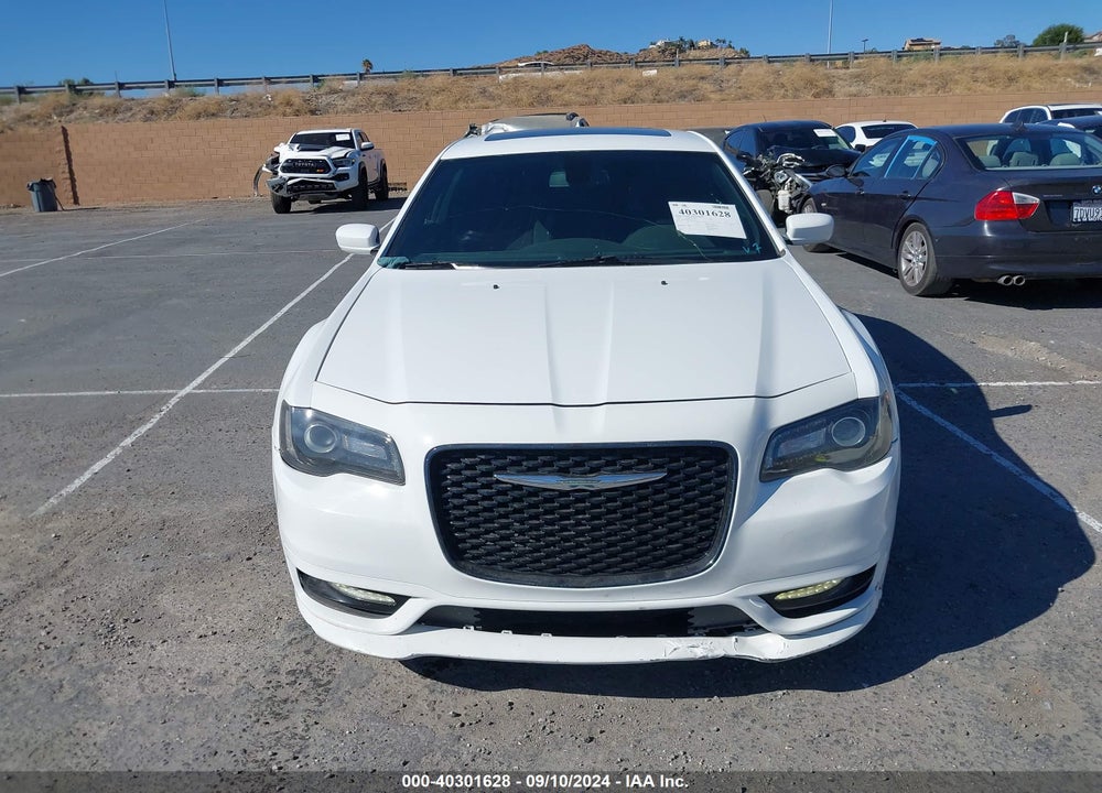 2018 CHRYSLER 300 VIN: 2C3CCABG0JH296496