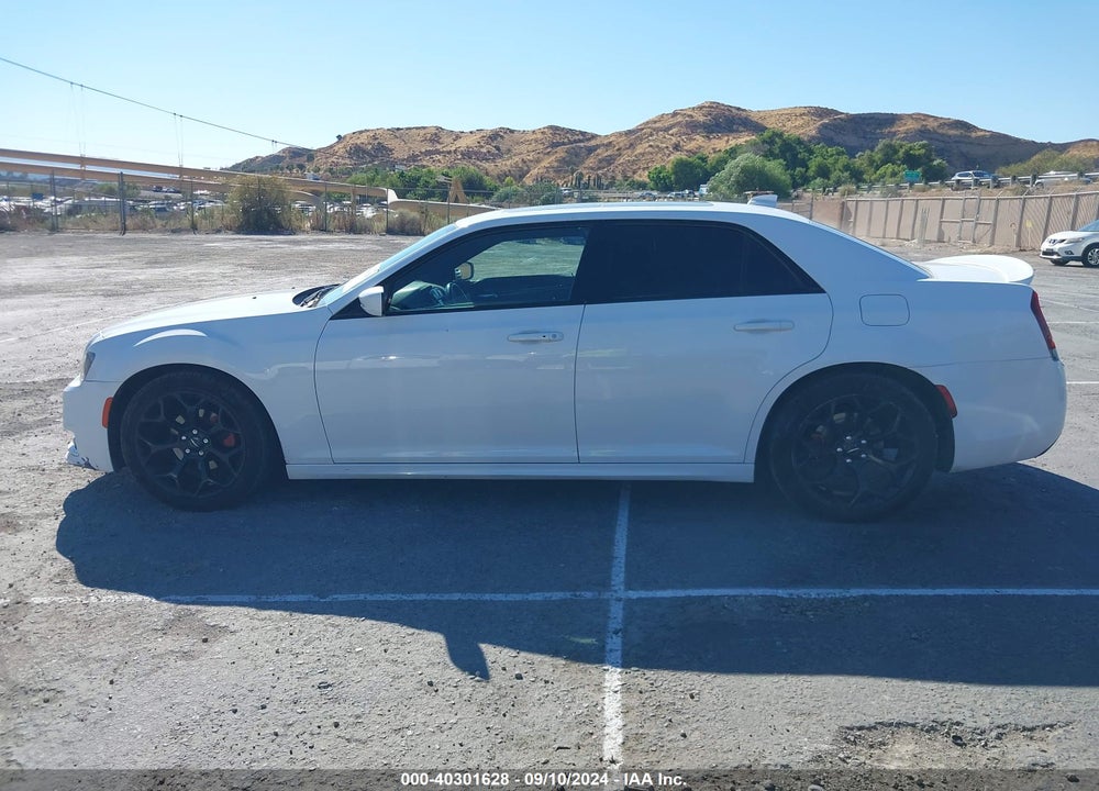 2018 CHRYSLER 300 VIN: 2C3CCABG0JH296496