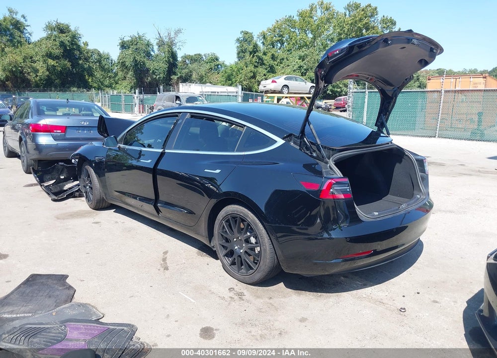 2019 TESLA MODEL 3 LONG RANGE/PERFORMANCE VIN: 5YJ3E1EB1KF385524