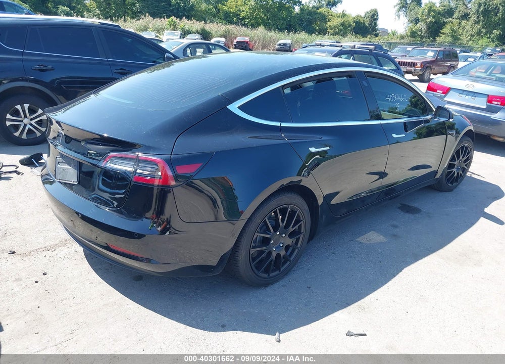 2019 TESLA MODEL 3 LONG RANGE/PERFORMANCE VIN: 5YJ3E1EB1KF385524
