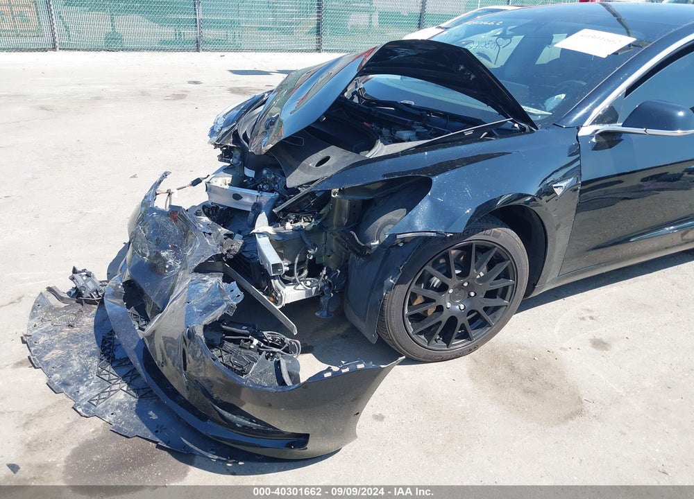 2019 TESLA MODEL 3 LONG RANGE/PERFORMANCE VIN: 5YJ3E1EB1KF385524
