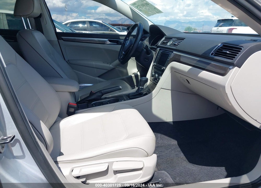 2017 VOLKSWAGEN PASSAT 1.8T SE VIN: 1VWGT7A32HC062160