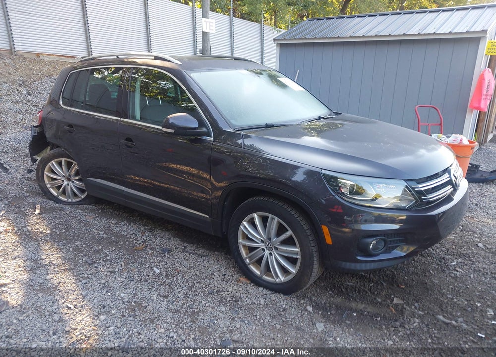 2016 VOLKSWAGEN TIGUAN SE VIN: WVGBV7AX6GW526103