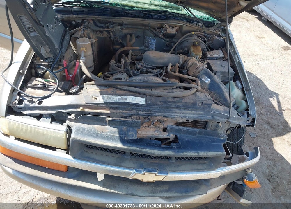 2003 CHEVROLET S-10 LS VIN: 1GCCS19X638236106