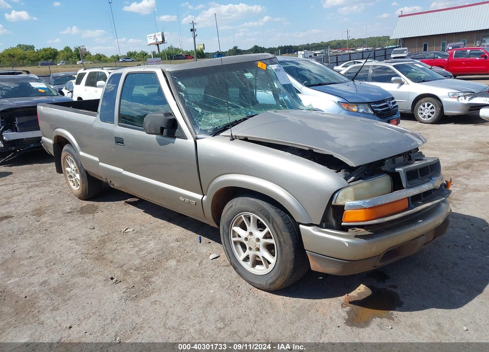 2003 CHEVROLET S-10 LS VIN: 1GCCS19X638236106