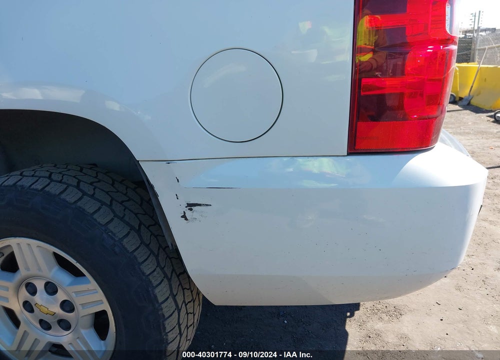 2007 CHEVROLET TAHOE LS VIN: 1GNFC13007R242335