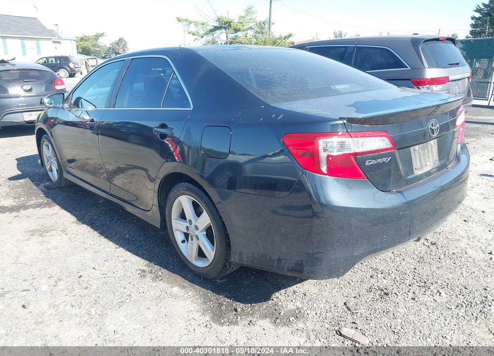 2013 TOYOTA CAMRY SE VIN: 4T1BF1FK3DU290573