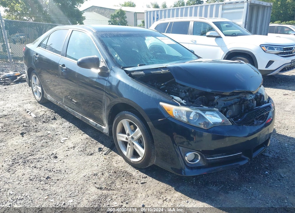 2013 TOYOTA CAMRY SE VIN: 4T1BF1FK3DU290573