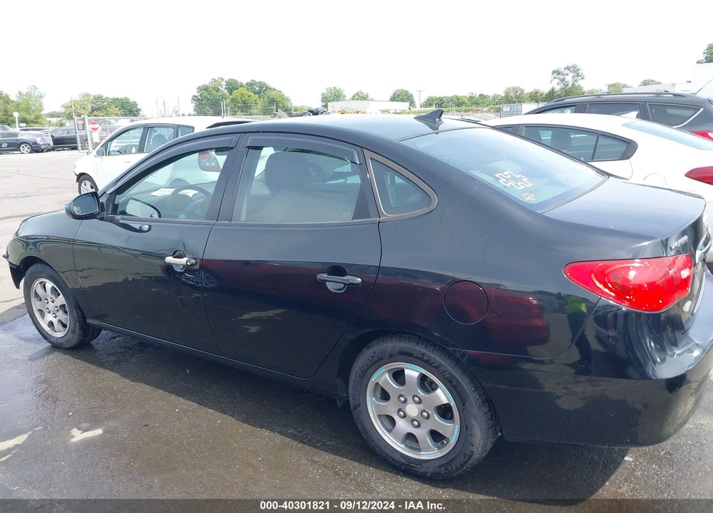 2010 HYUNDAI ELANTRA GLS VIN: KMHDU4AD2AU858168