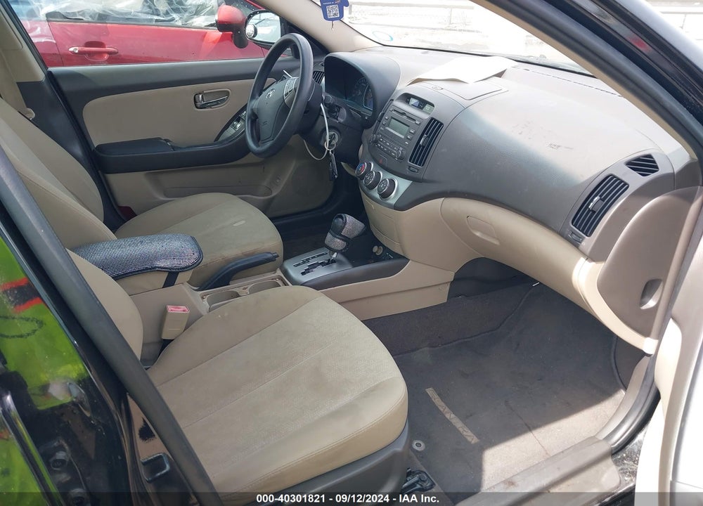 2010 HYUNDAI ELANTRA GLS VIN: KMHDU4AD2AU858168