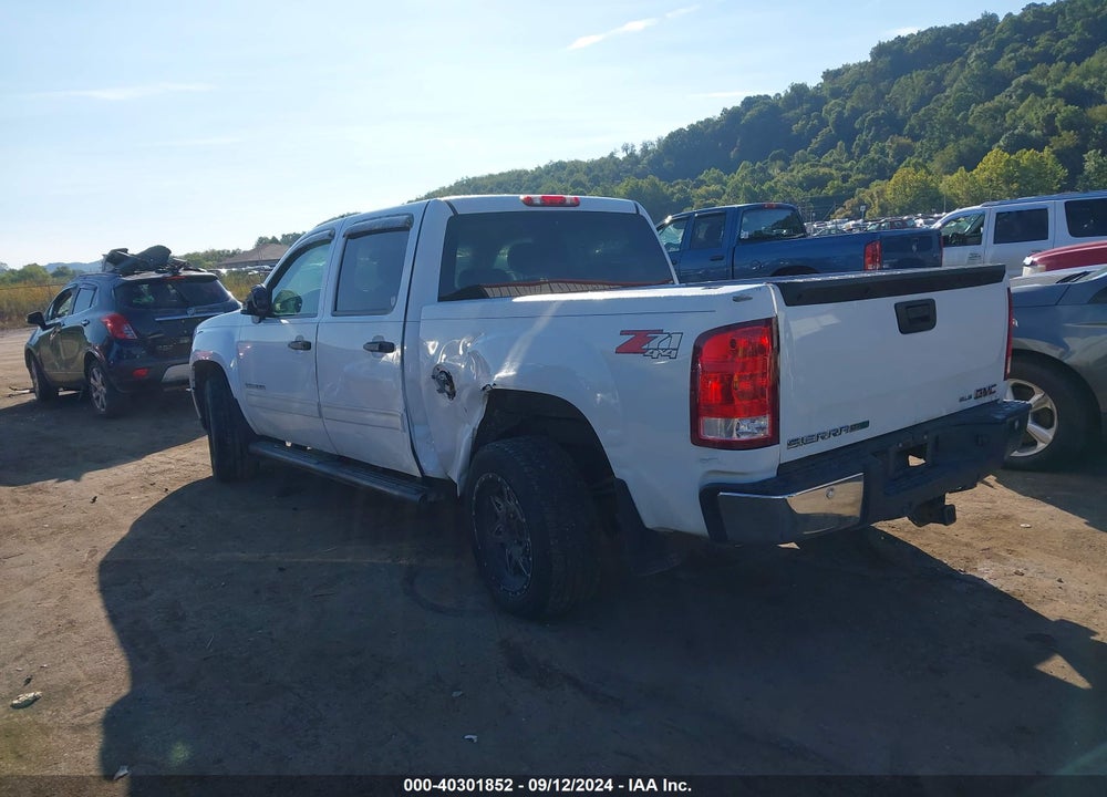 2010 GMC SIERRA 1500 SLE VIN: 3GTRKVE31AG225574