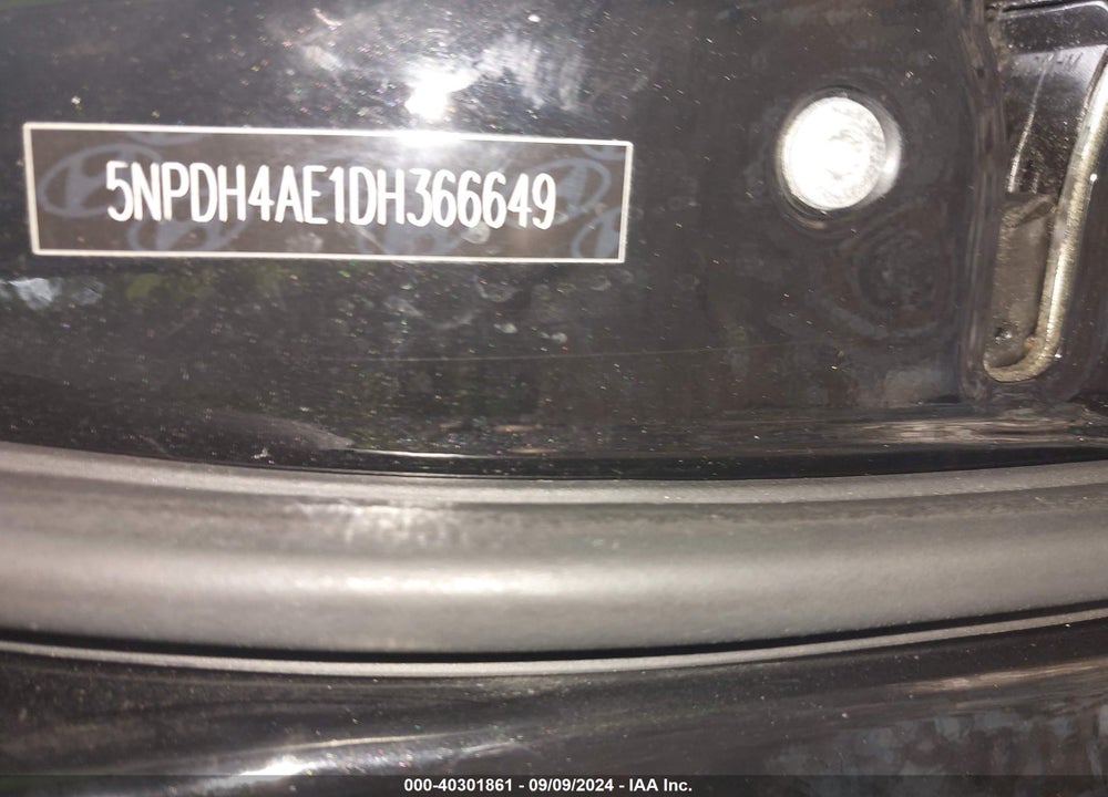 2013 HYUNDAI ELANTRA GLS VIN: 5NPDH4AE1DH366649
