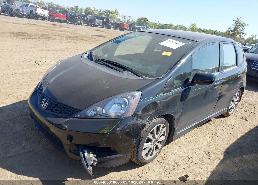 2012 HONDA FIT SPORT VIN: JHMGE8H57CC019290