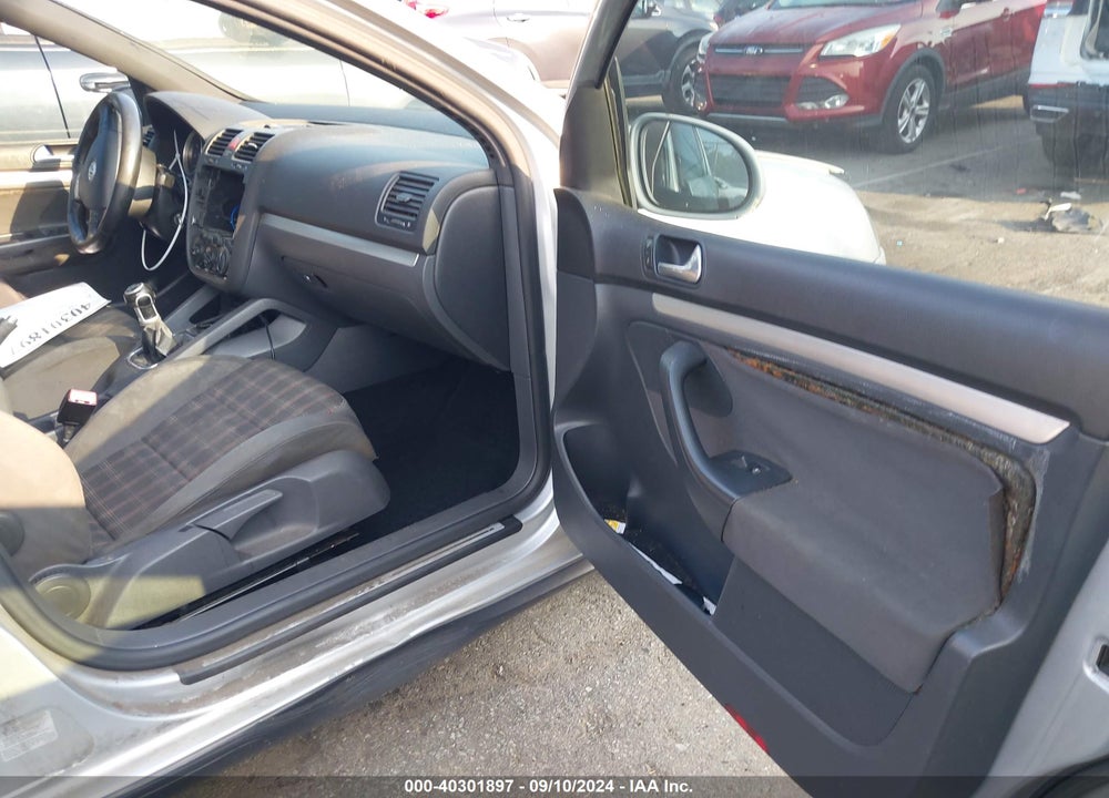 2008 VOLKSWAGEN GTI 4-DOOR VIN: WVWGV71KX8W040443