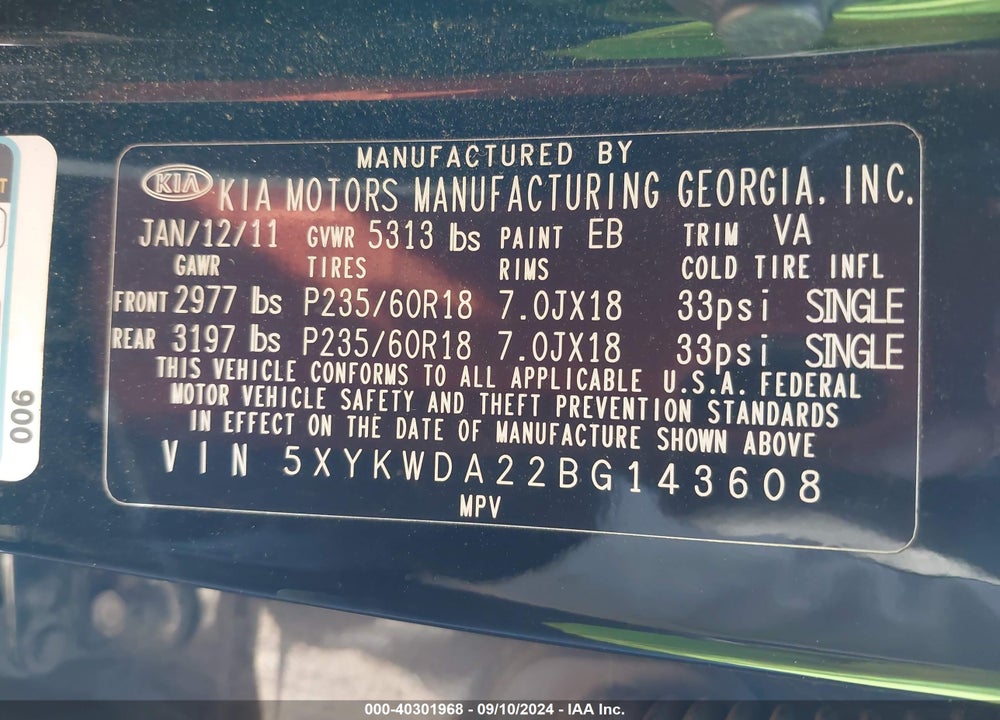 2011 KIA SORENTO SX V6 VIN: 5XYKWDA22BG143608