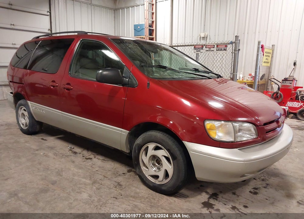 1999 TOYOTA SIENNA XLE VIN: 4T3ZF13C0XU106455