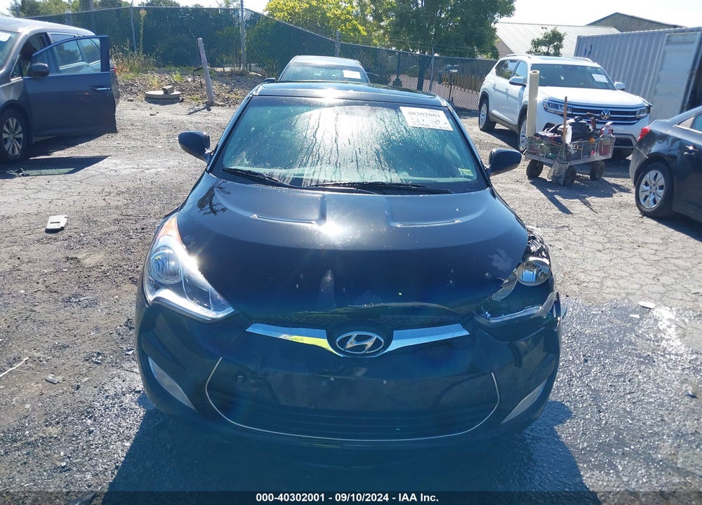 2013 HYUNDAI VELOSTER BASE W/GRAY VIN: KMHTC6AD6DU119416