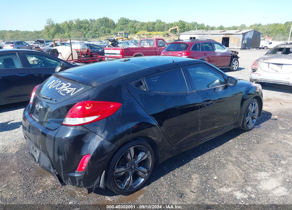 2013 HYUNDAI VELOSTER BASE W/GRAY VIN: KMHTC6AD6DU119416