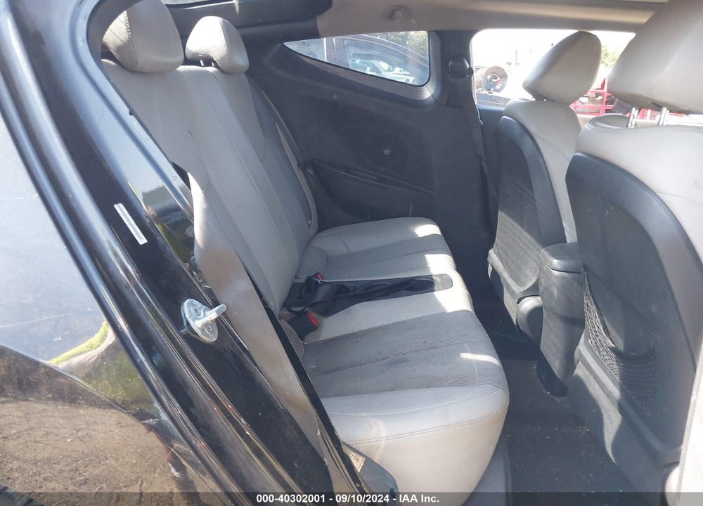 2013 HYUNDAI VELOSTER BASE W/GRAY VIN: KMHTC6AD6DU119416