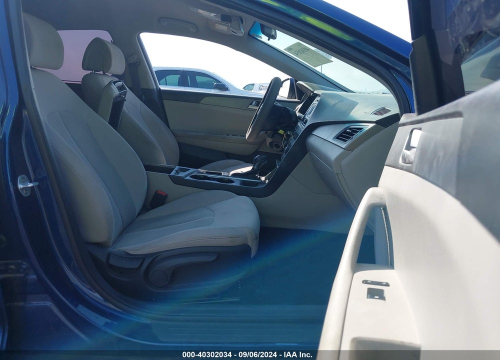 2016 HYUNDAI SONATA VIN: 5NPE24AF1GH407705