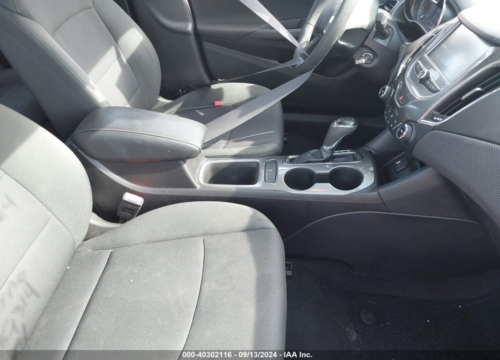 2017 CHEVROLET CRUZE LT AUTO VIN: 1G1BE5SM4H7129314