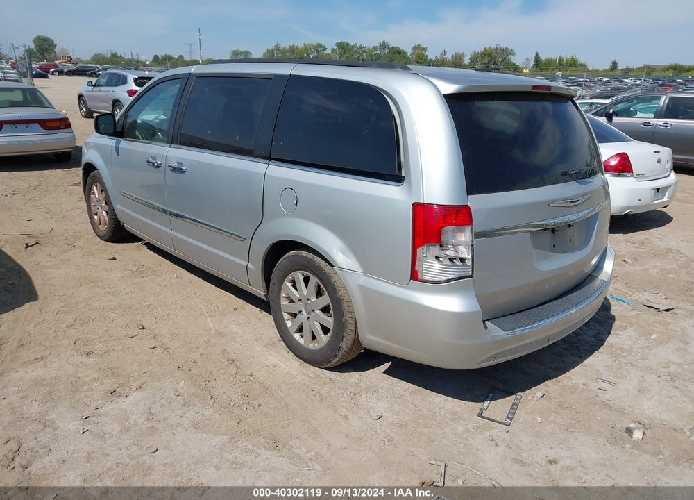 2011 CHRYSLER TOWN & COUNTRY TOURING-L VIN: 2A4RR8DG2BR649529